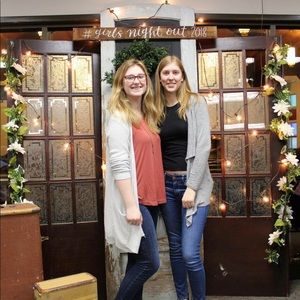 Meet your Posher, Kayla